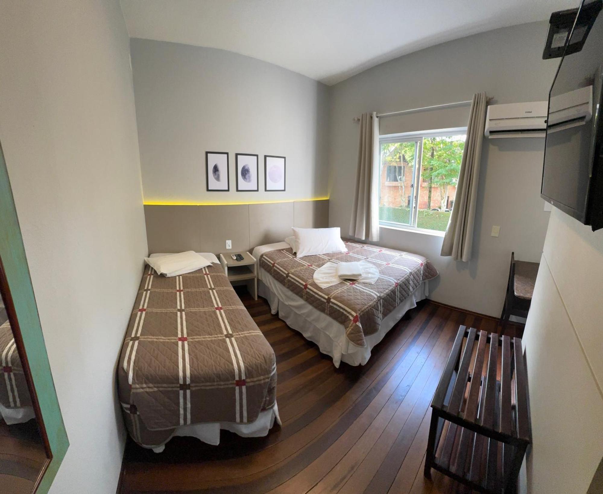 Hotel Hermann Blumenau Buitenkant foto
